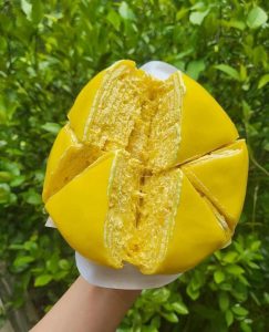 Bánh crepe ngàn lớp sầu riêng