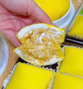 Bánh crepe sầu riêng
