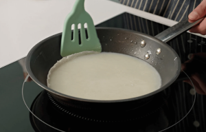 Bánh crepe sầu riêng