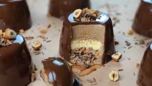 Hình 2 : Bánh mousse socola