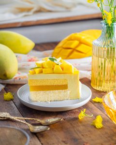 Hình 2 : Bánh mousse xoài mát lạnh